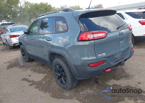 2015 Jeep Cherokee Trailhawk из США, поврежденный, VIN 1C4PJMBS6FW650362